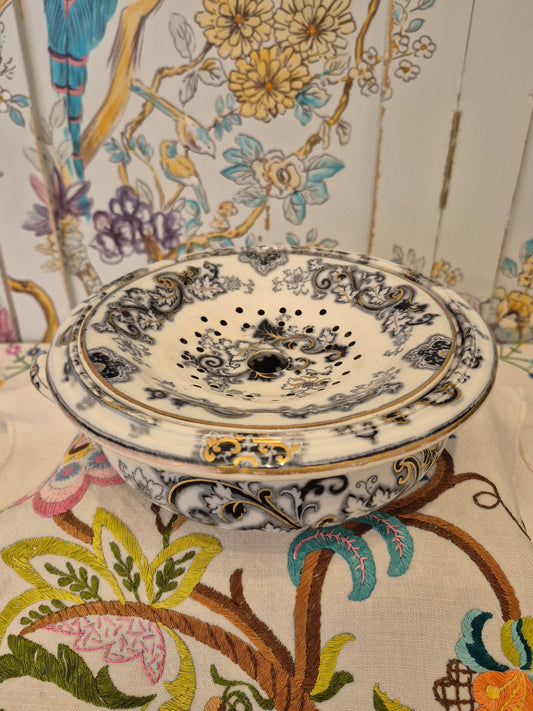 Antique Victorian Soap or Sponge Bowl