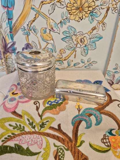 An Antique Silver Topped Hair Saver