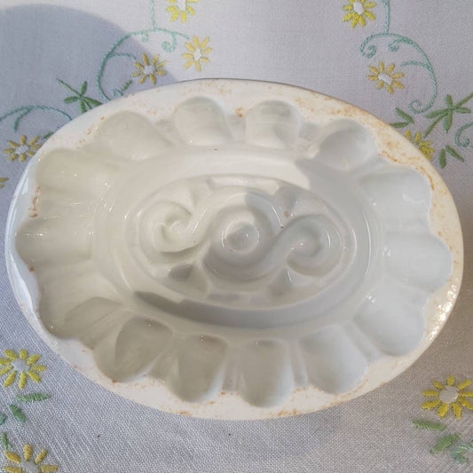 An Antique Stoneware Jelly Mould