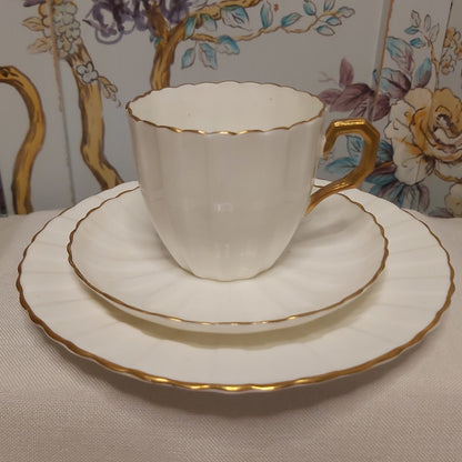 A Victorian Tea Set by Collingwood