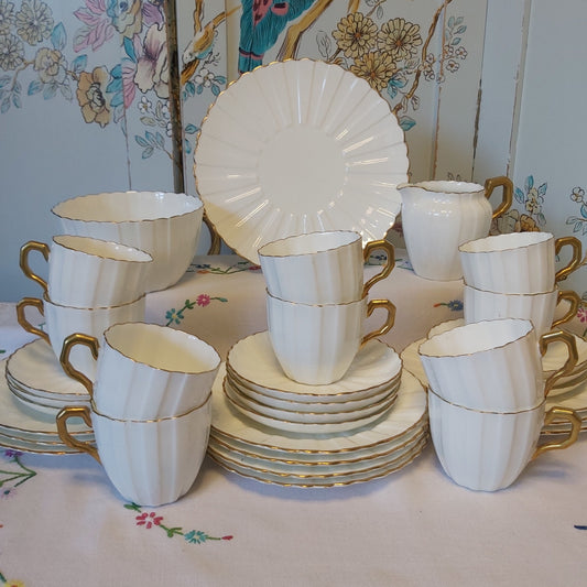 A Victorian Tea Set by Collingwood
