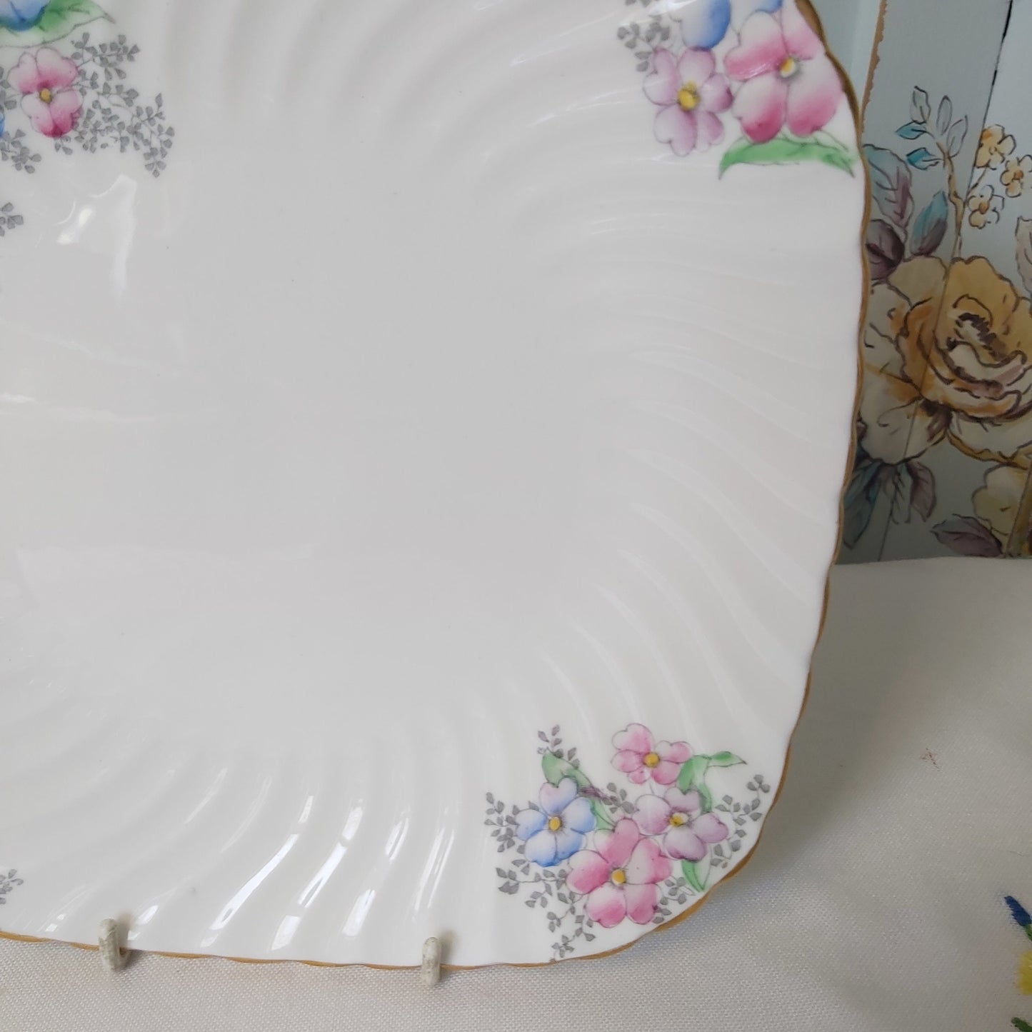 A Vintage Foley Cake Plate