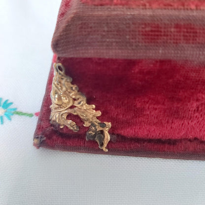 Victorian Red Velvet Jewellery Box with Image of Old Inverlochy Castle on the Lid.