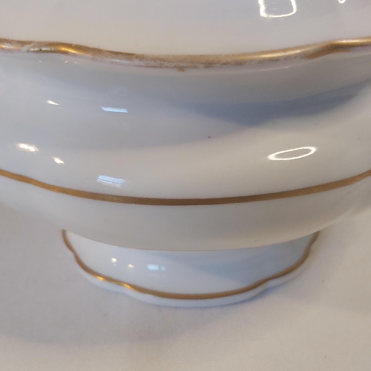 A Small Antique Porcelain Tureen