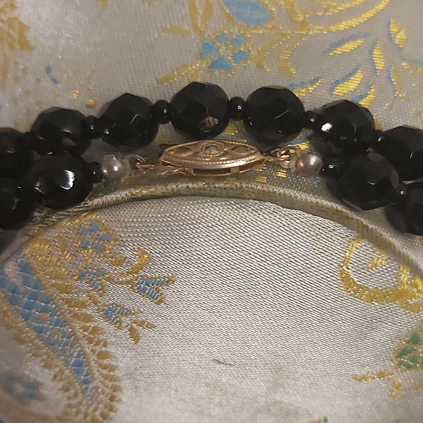 A Vintage Black Glass Beaded Necklace c1950s.