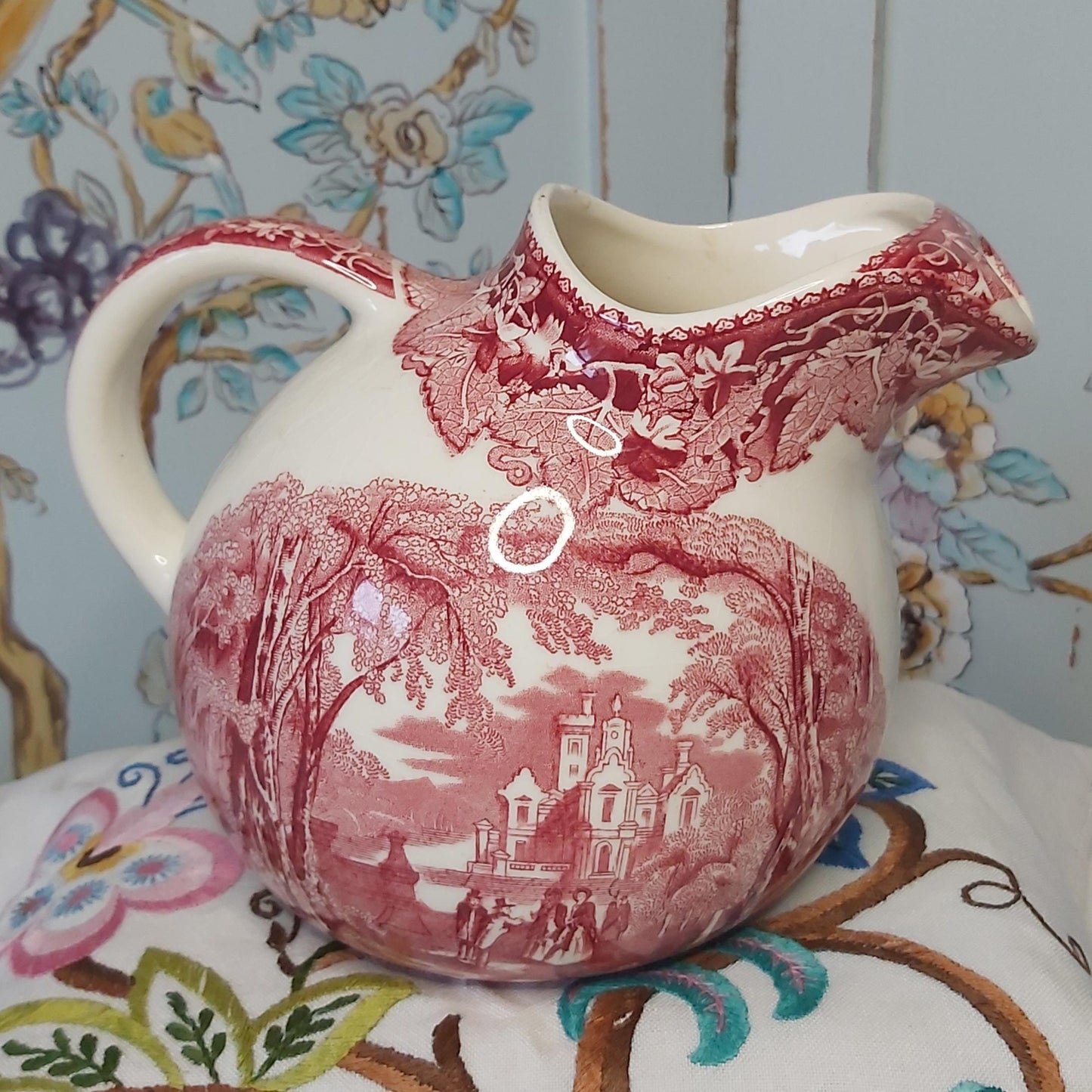Vintage Masons Ball Jug with Ice Lip in the Vista Pink or Red Pattern c1930s